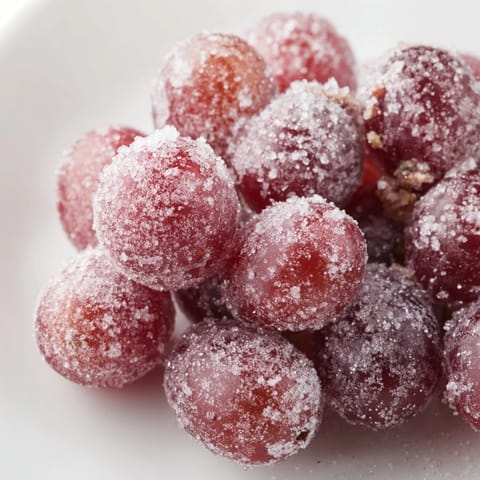 Quick Festive Frozen Grapes